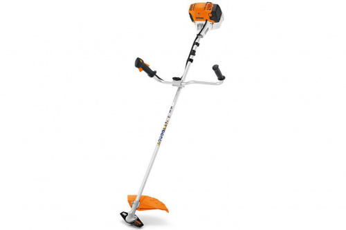 Мотокоса STIHL FS 131 двойной ремень + головка Aut Мотокоса STIHL FS 131 двойной ремень + головка Aut