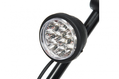 Снегоуборщик электрический DAEWOO DAST 2600E фото 2 Снегоуборщик электрический DAEWOO DAST 2600E фото 2