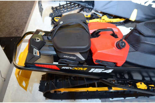 Топливная канистра LinQ Для Ski-Doo фото 2 Топливная канистра LinQ Для Ski-Doo фото 2