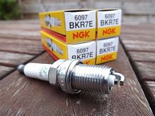 ����� NGK BKR7E