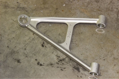 Рычаг передний, левый, нижний Х8 ТБ-7020-050301 Рычаг передний, левый, нижний Х8 ТБ-7020-050301