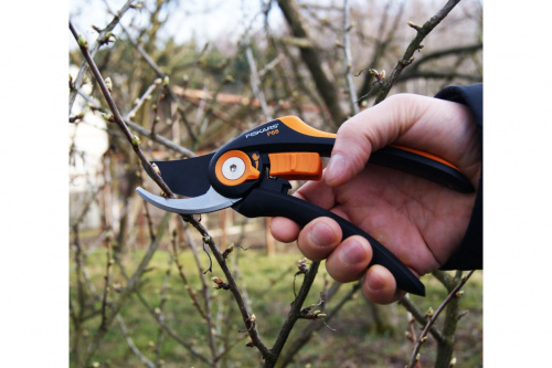 ������� Fiskars ����������� SmartFit 111610 ���� 2