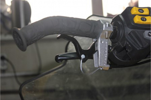 Универсальный Левый Газ на снегоход GazLUni фото 4 Универсальный Левый Газ на снегоход GazLUni фото 4