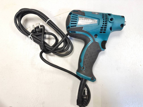 Полировальная машина MAKITA GV5010 фото 2 Полировальная машина MAKITA GV5010 фото 2