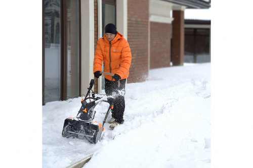 Снегоуборщик электрический DAEWOO DAST 2600E фото 5 Снегоуборщик электрический DAEWOO DAST 2600E фото 5