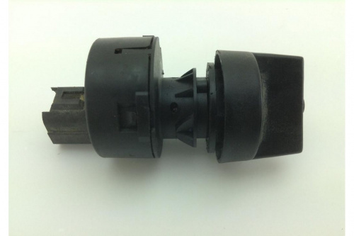 Переключатель света Yamaha 5UGH25260000 Переключатель света Yamaha 5UGH25260000